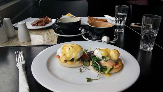 Watery Mouth Cafe - Hospitality and gastronomy