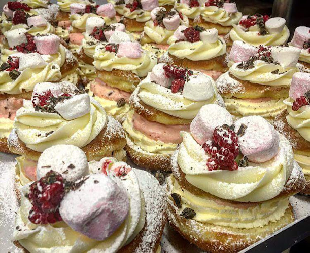 Glamour Cake - Lyttelton