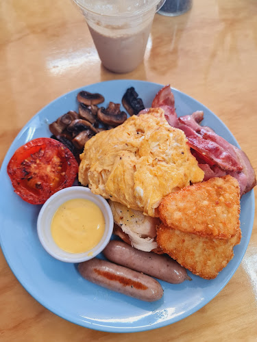 Opinii despre Azure cafe în Stratford - Hospitality and gastronomy