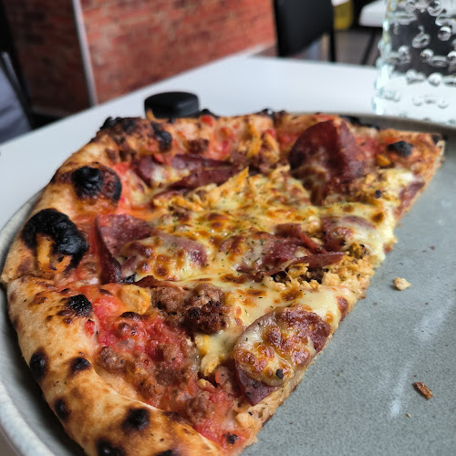 Comentarii opinii despre Firewood Pizza Haven