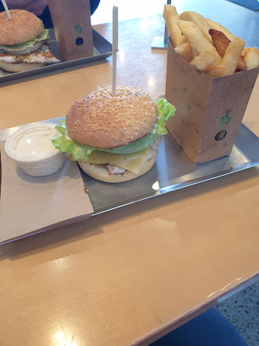 BurgerFuel Bethlehem - Hospitality and gastronomy