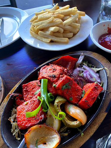 Paradise Takeaway - Hospitality and gastronomy