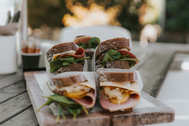 3 Grange Road, Hahei 3591, New Zealand