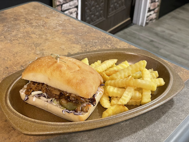 Comentarii opinii despre The Pig Station