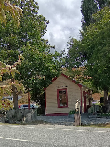 Cardrona Hotel - Restaurant and Pub - Cardrona