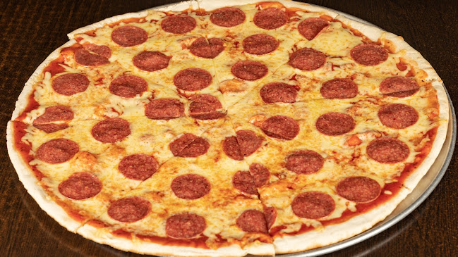 Wholly Bagels & Pizza Thorndon - Wellington