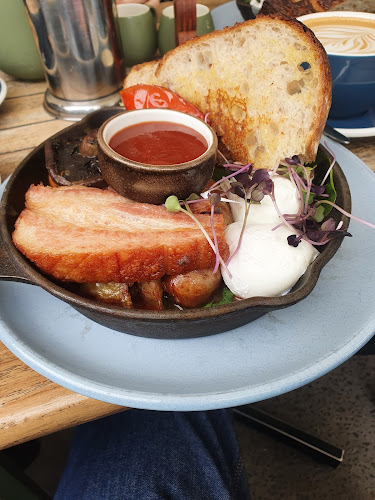 Eddie's Brunch Parlour - Hospitality and gastronomy