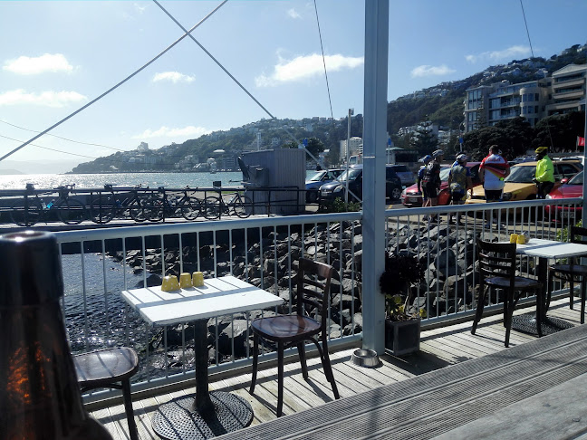 The Boat - Café & Bar - Wellington