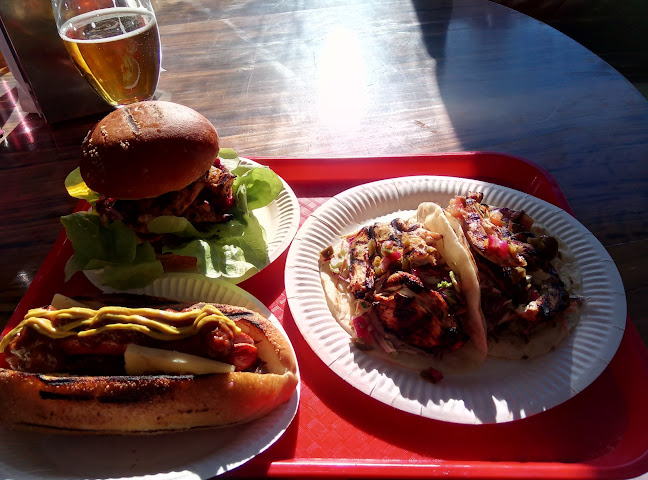 Moa Tap Room & Food Truck - Hospitality and gastronomy