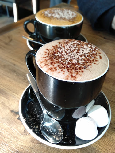 Cromwell 9310, New Zealand