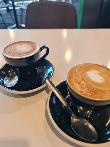 Lola Breakfast Bar And Cafe Open Times