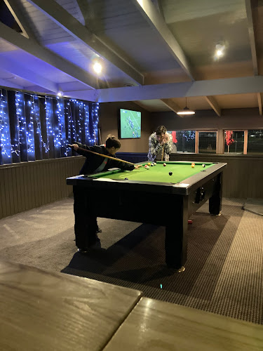 Comments and reviews of Te Atatu Tavern