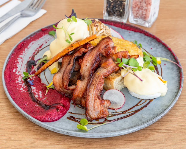 Shop 331, Coast plaza, 719 Whangaparaoa Road, Arkles Bay, Auckland 0930, New Zealand