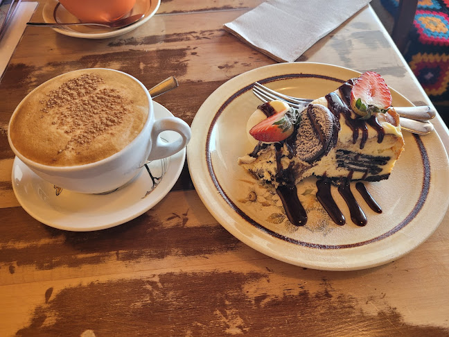 Comentarii opinii despre The Crib Cafe