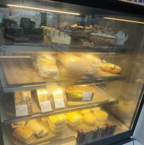 2 Phoenix Drive, Coastlands 3120, New Zealand