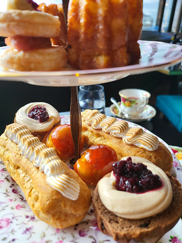 Hippo Bar & Restaurant - Hospitality and gastronomy