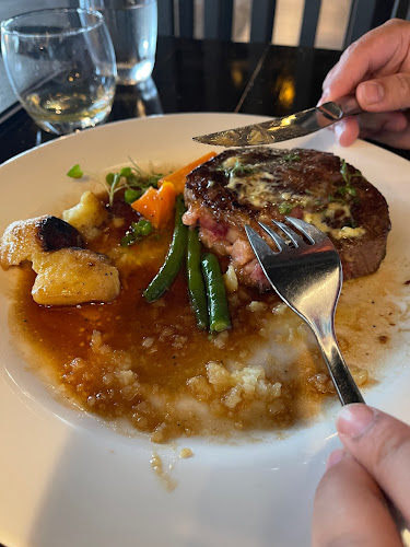 Comentarii opinii despre Juliana's Restaurant at Auto Lodge