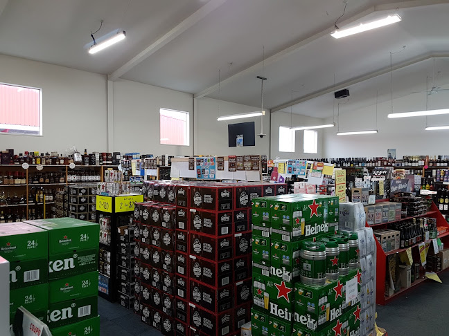 Comentarii opinii despre Warehouse Liquor Store