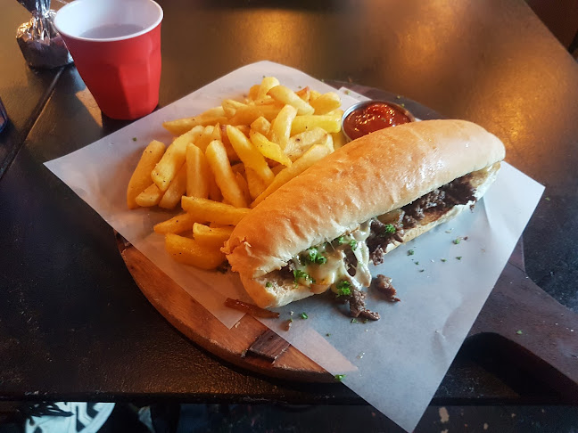 Comentarii opinii despre Mama Brown