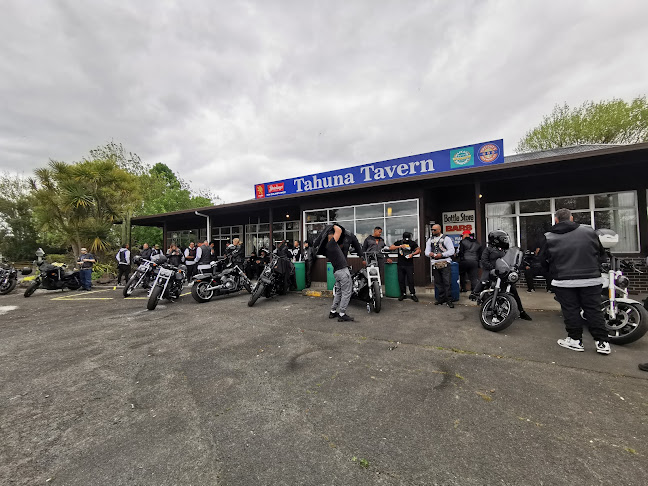 Tahuna Tavern - Tahuna