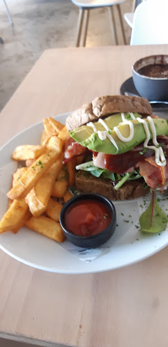 Little Oak Cafe and Bakery Phone number