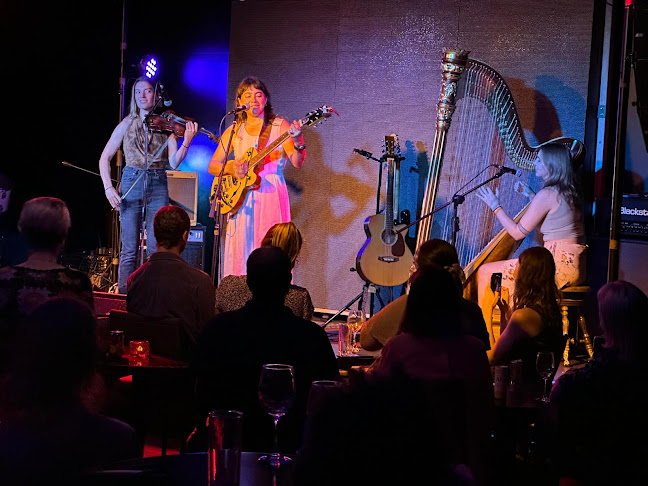 Monkey House Lounge and Cabaret Bar - Hospitality and gastronomy