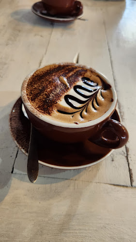 The Beach House Cafe - Hospitality and gastronomy