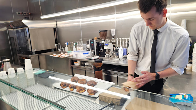 Receptionist coffee - Hospitality and gastronomy