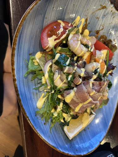 The Rivers Restaurant and Bar