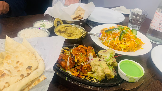 Comentarii opinii despre Dawat Indian Restaurant