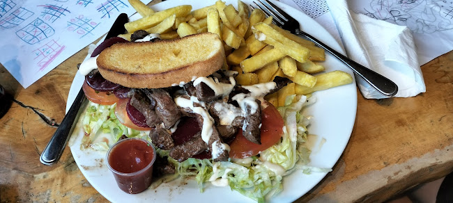 Comments and reviews of Grove Tavern