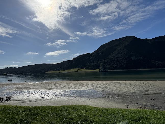 The Hub Cafe - Pukenui
