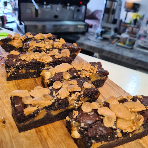 Opinii despre Violet's Coffee în Hamilton - Hospitality and gastronomy