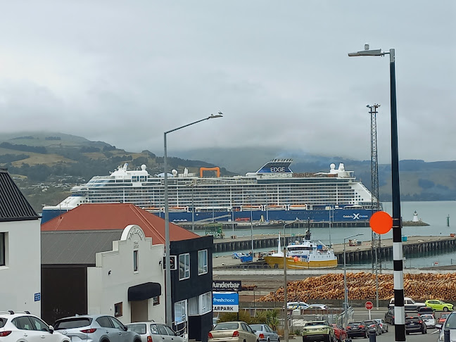 The Lyttelton Arms - Hospitality and gastronomy