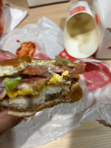 Comentarii opinii despre Burger King Kumeu