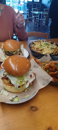 Comentarii opinii despre The Wagon HDP