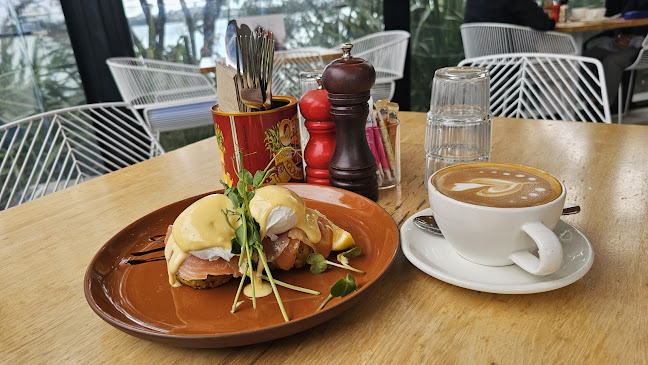 100 Colonial Road, Chatswood, Auckland 0626, New Zealand