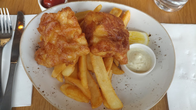 Comentarii opinii despre Regatta Bar And Eatery