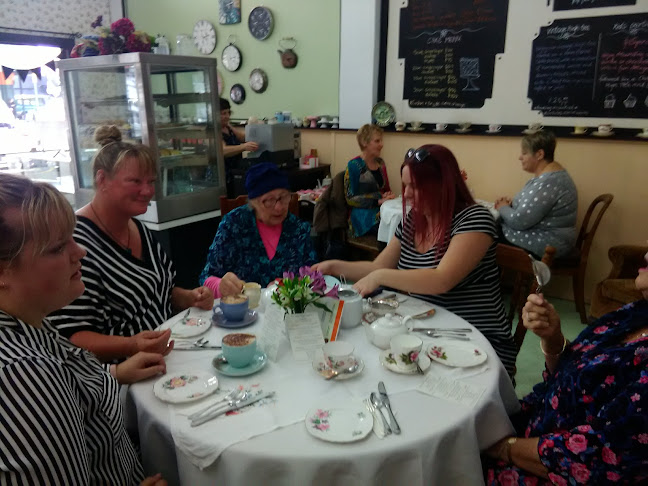 Opinii despre Petit Fours în Palmerston North - Hospitality and gastronomy