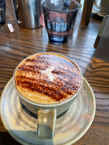 11th Avenue by Frank's - Hospitality and gastronomy