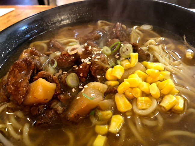 New Zealand, Dunedin, Central Dunedin, George St, NZ邮政编码: 9016