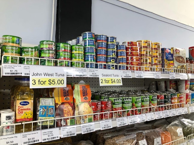 Comentarii opinii despre AVIRAJ MART KAIKOHE