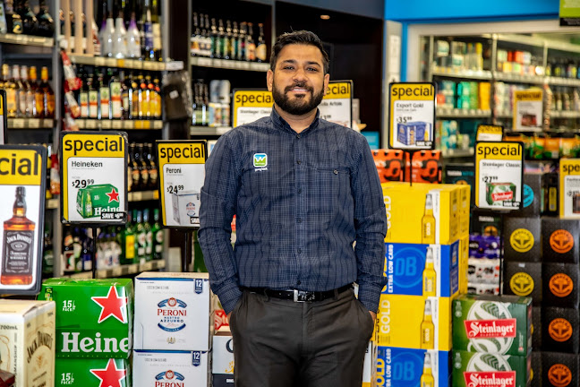 Reviews of Liquorland Glen Eden in Auckland - Hospitality and gastronomy