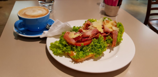 Comentarii opinii despre Columbus Coffee