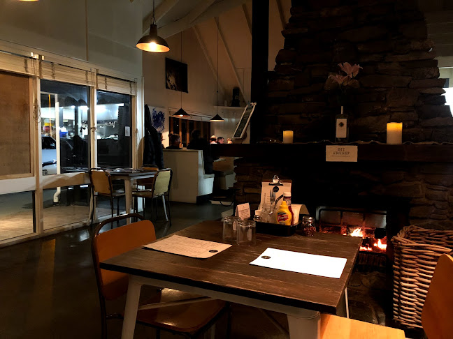 Comentarii opinii despre Mackenzies Cafe Bar & Grill