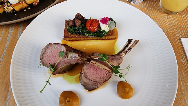 Chim Choo Ree - Hospitality and gastronomy