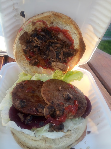 Comments and reviews of Rongotea Fish Supply