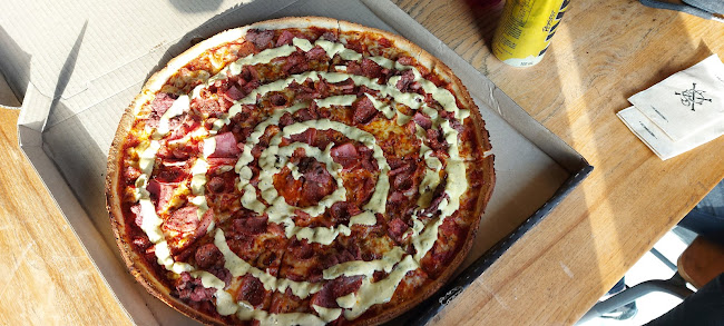 Hell Pizza Mana - Hospitality and gastronomy