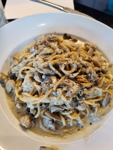 Archie's Restaurant & Pizzeria