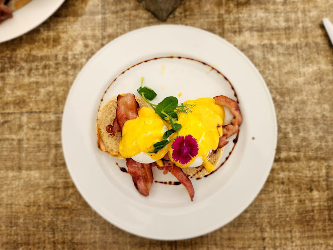 Mokaba Cafe Phone number